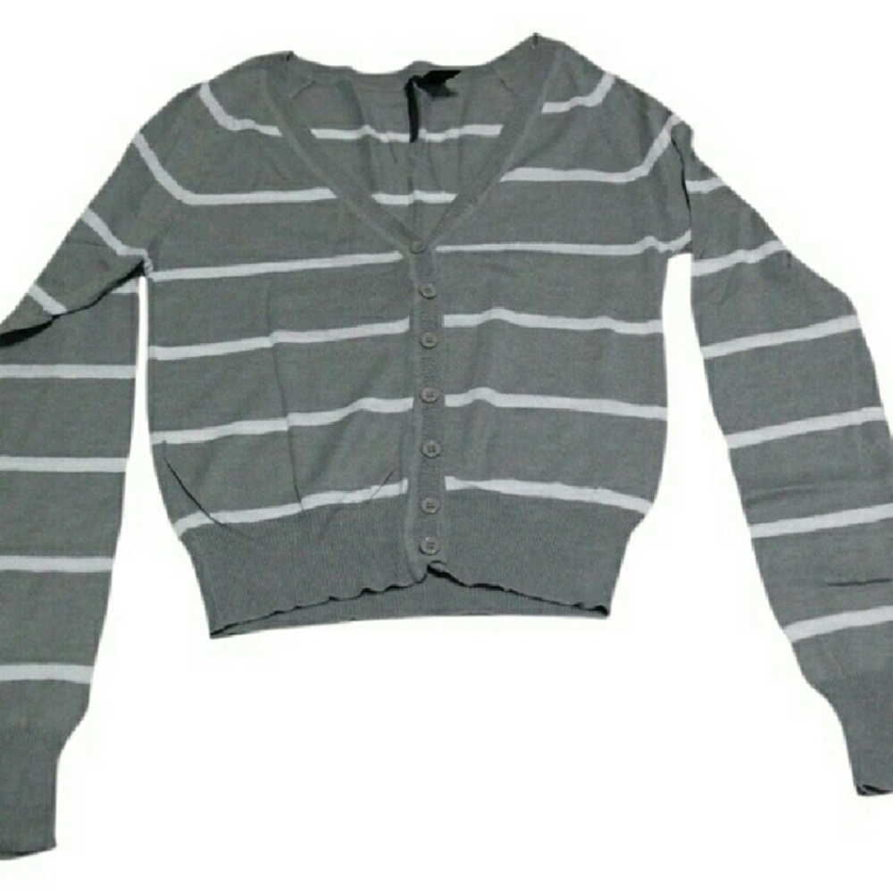 🆕 Gray and white striped cardigan sweater M